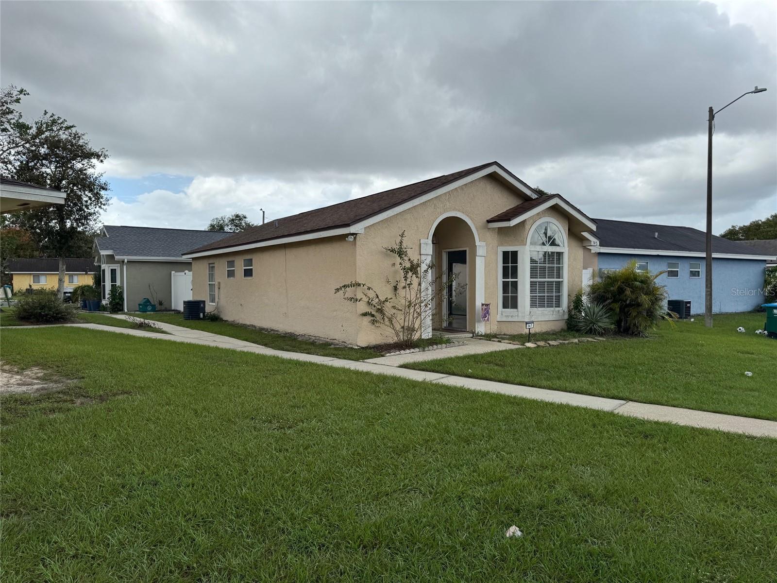 Image 2 of 27 For 347 San Rafael Street