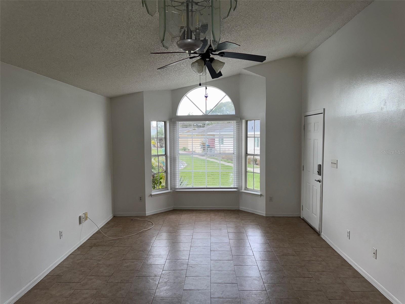 Image 4 of 27 For 347 San Rafael Street