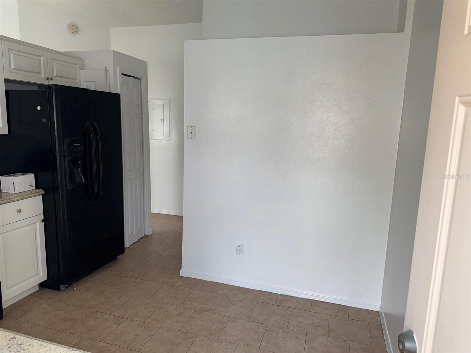 Image 6 of 27 For 347 San Rafael Street