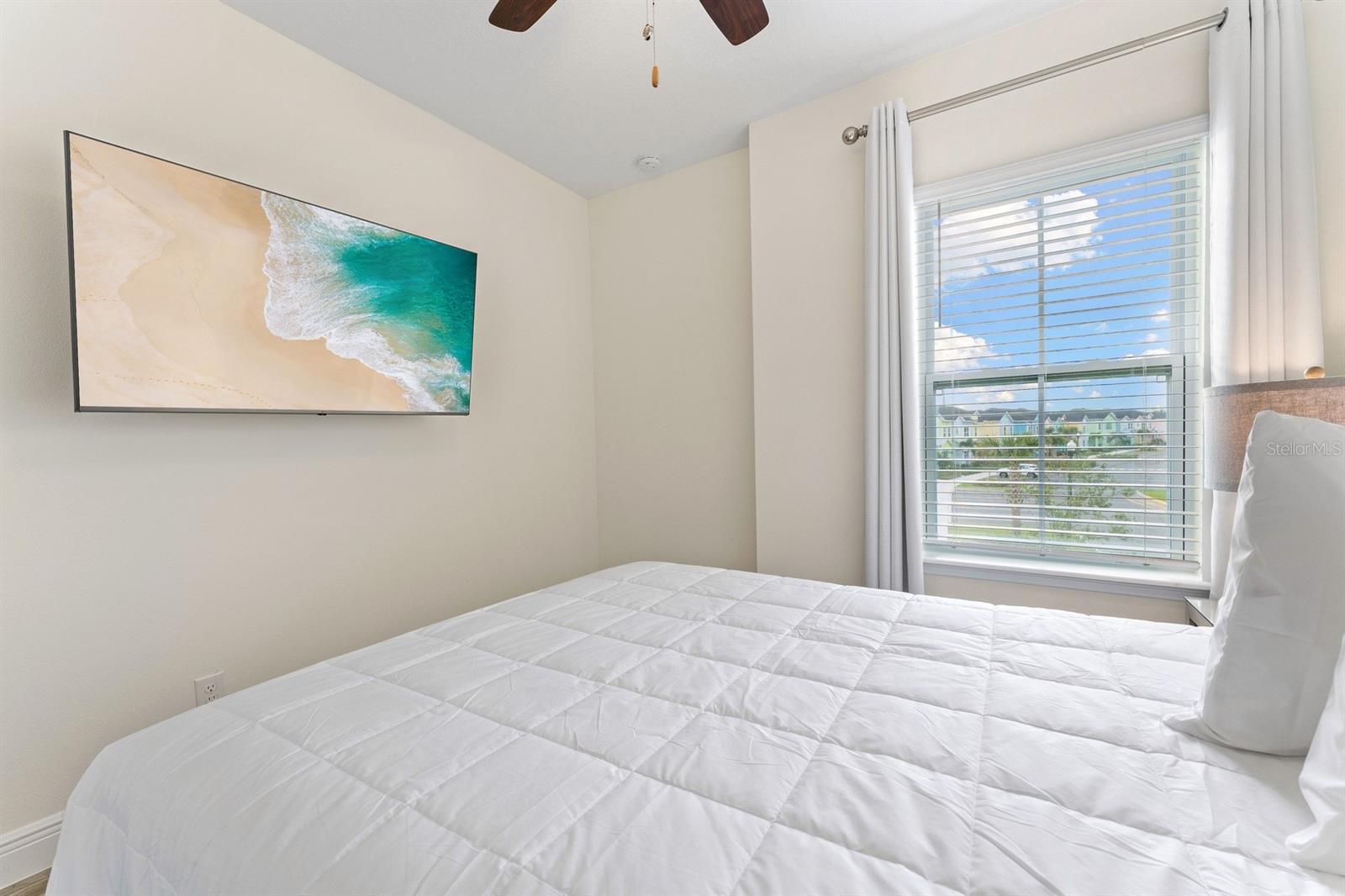 Image 21 of 79 For 2979 Castaway Lane