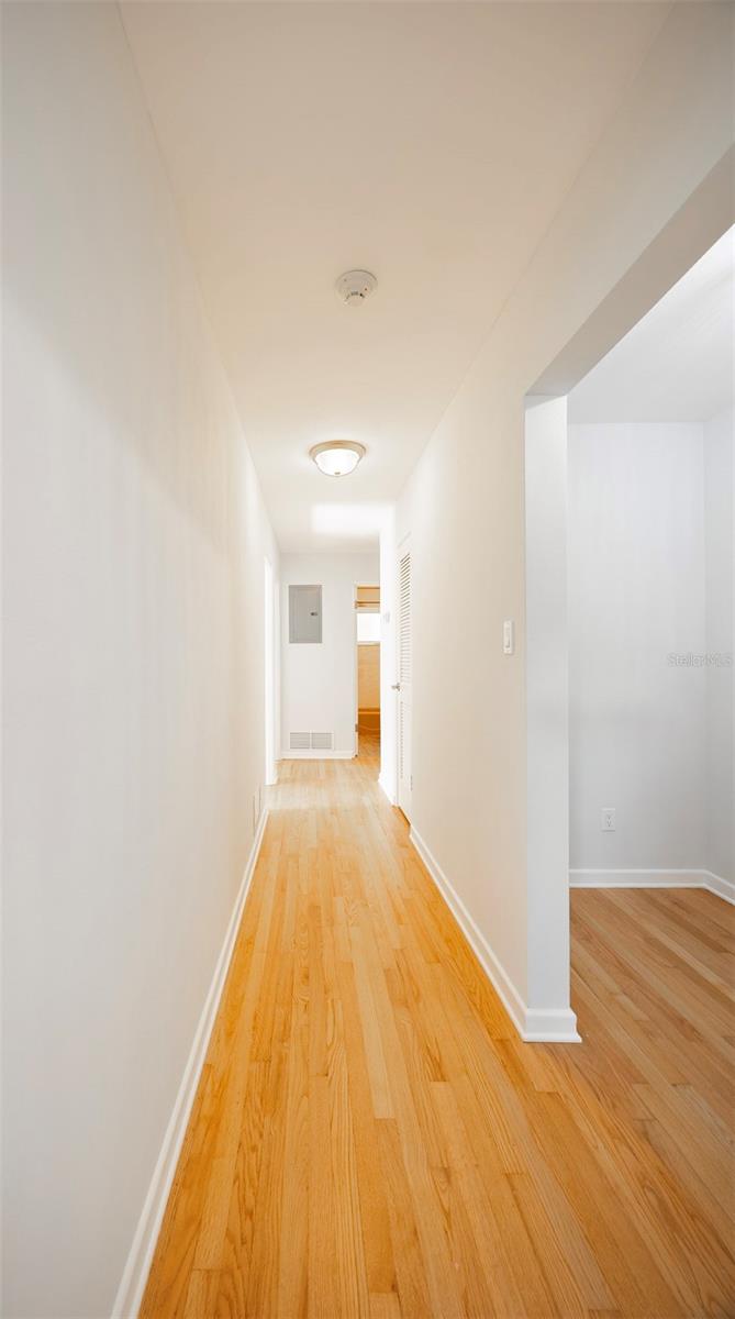 Image 13 of 50 For 3430 Westmoreland Drive