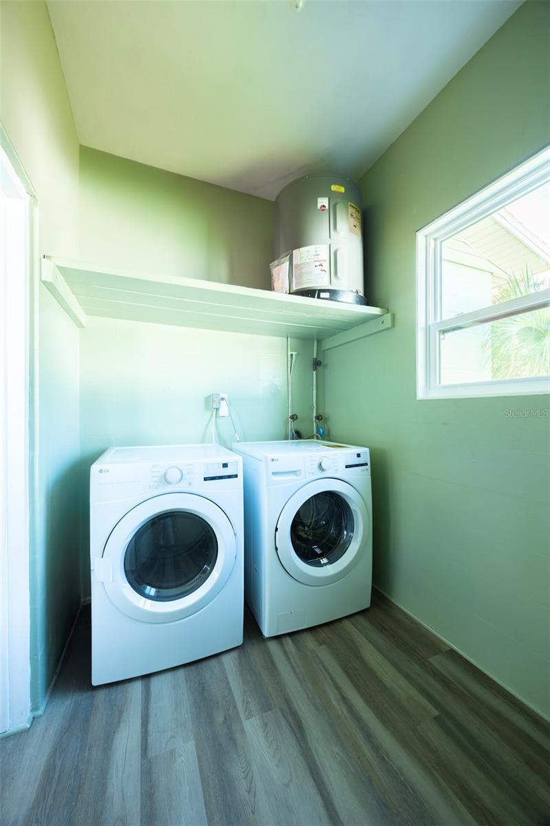 Image 34 of 50 For 3430 Westmoreland Drive