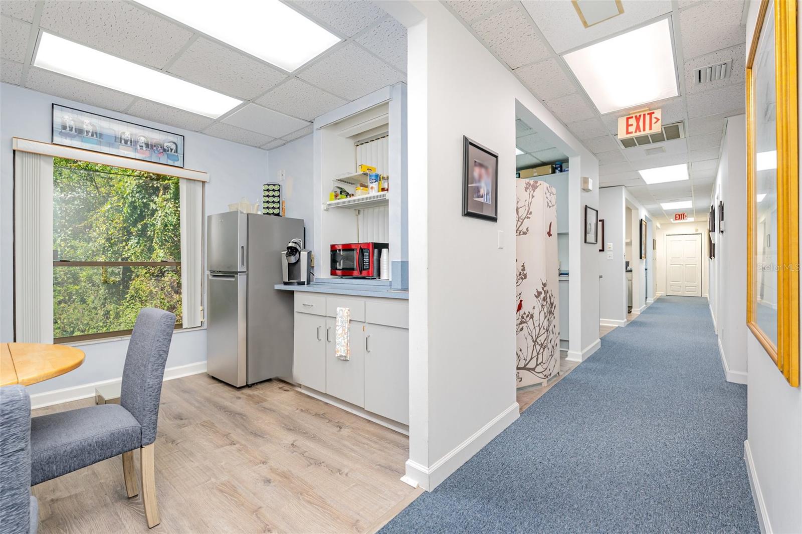 Image 10 of 33 For 2179 Julian Avenue Ne A