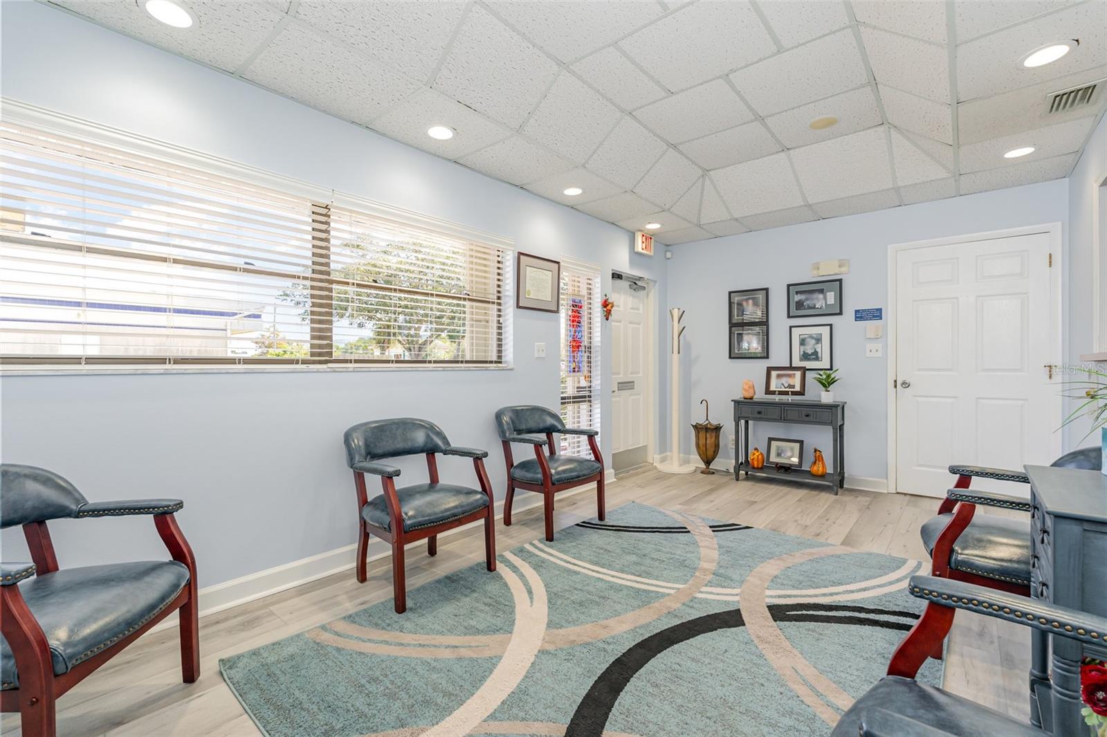 Image 7 of 33 For 2179 Julian Avenue Ne A