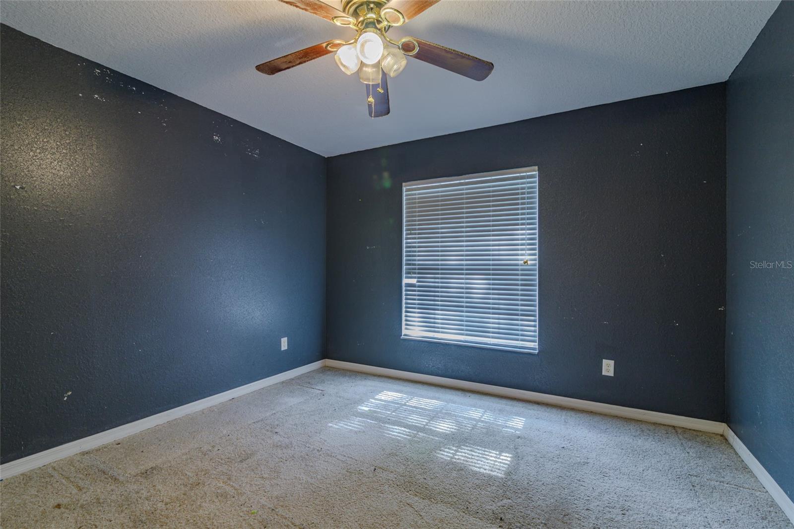 Image 15 of 30 For 8920 155th Place