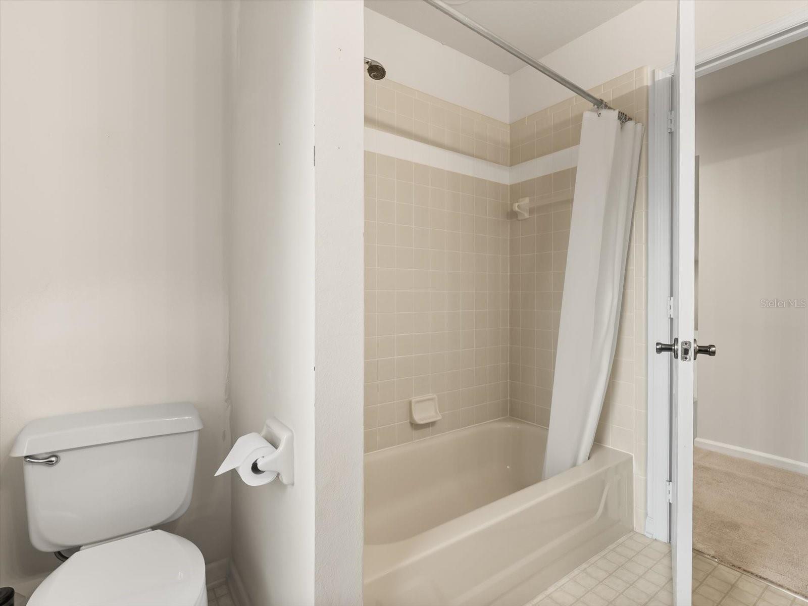 Image 17 of 36 For 3561 Ventura Club Circle