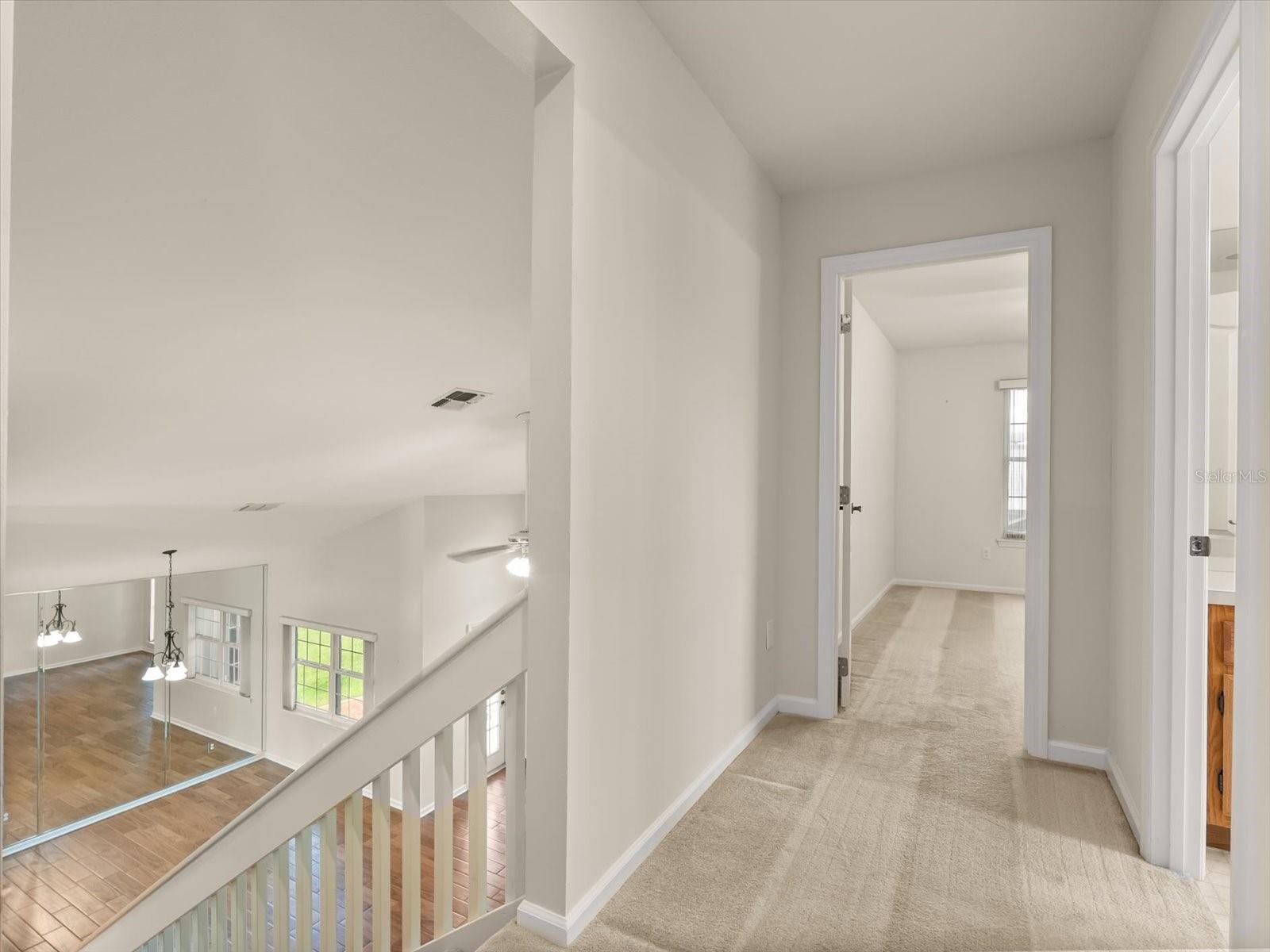 Image 18 of 36 For 3561 Ventura Club Circle