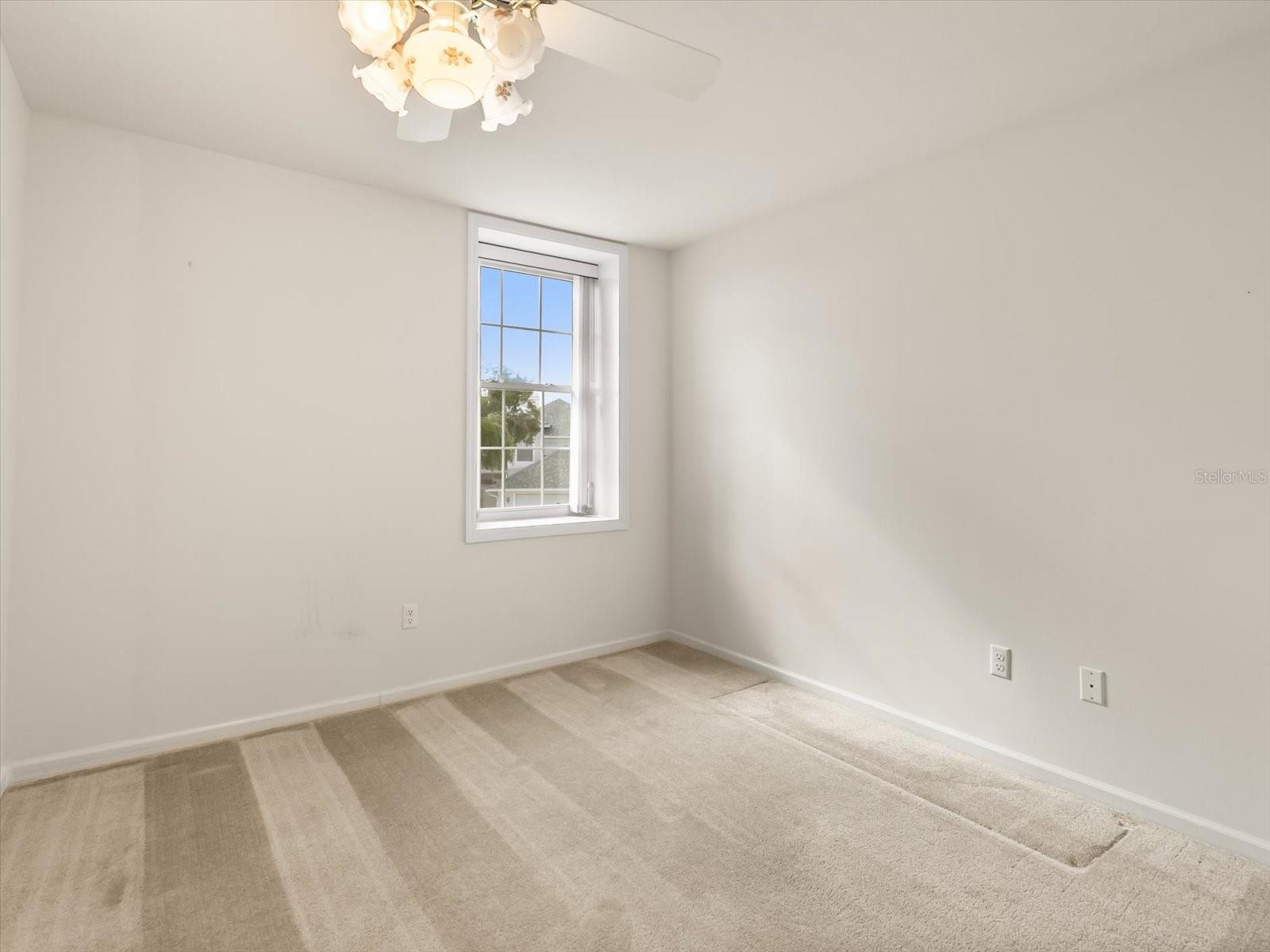 Image 21 of 36 For 3561 Ventura Club Circle