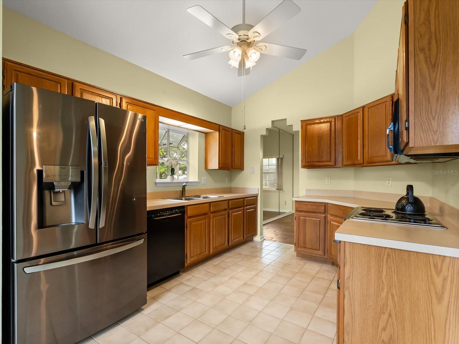 Image 5 of 36 For 3561 Ventura Club Circle