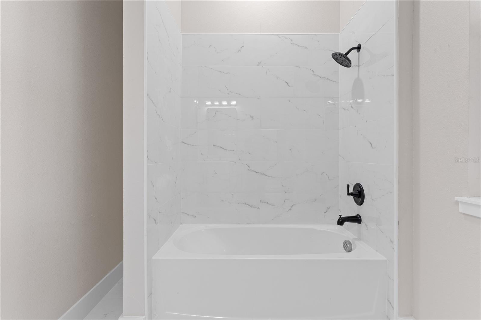 Image 18 of 23 For 33320 County Road 473