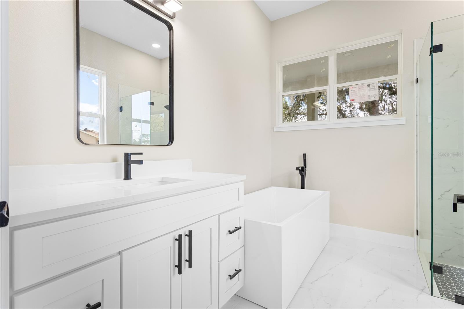 Image 19 of 23 For 33320 County Road 473