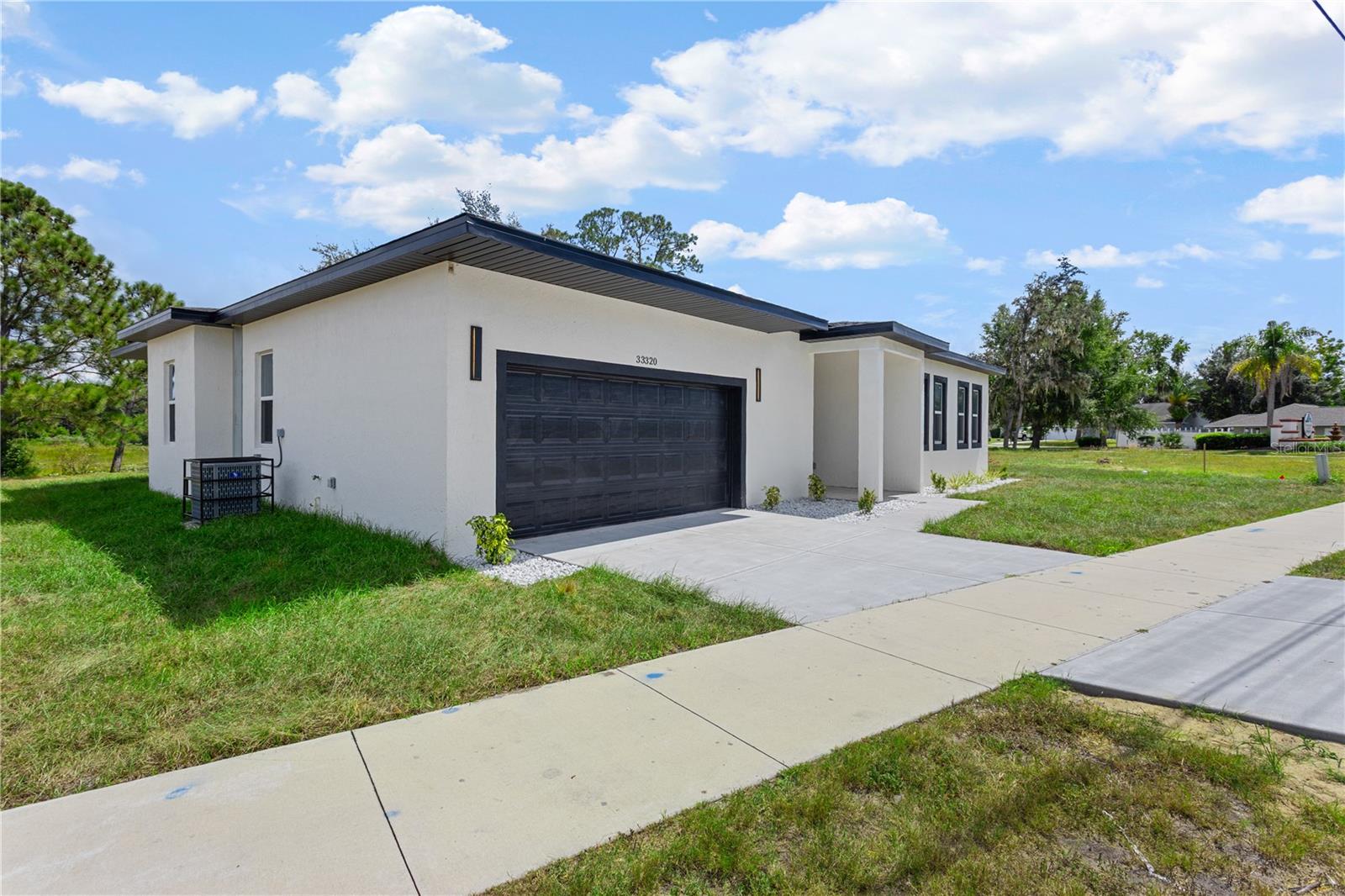 Image 3 of 23 For 33320 County Road 473