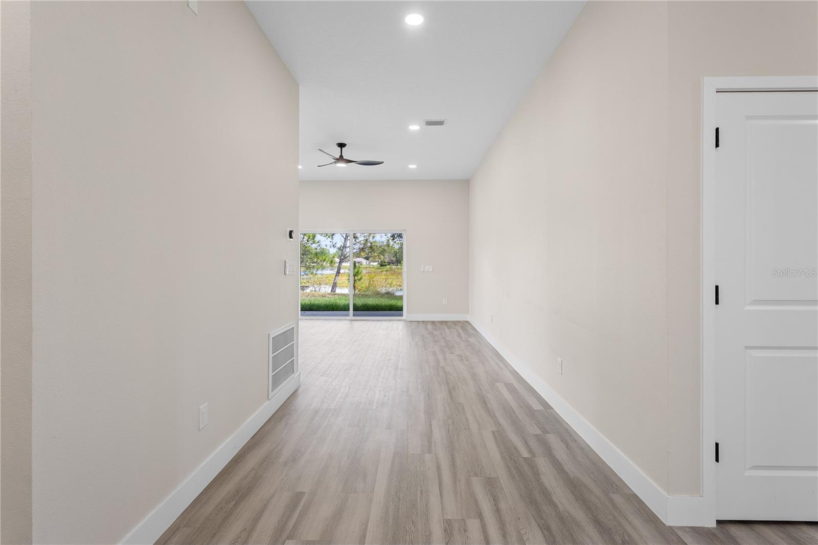 Image 4 of 23 For 33320 County Road 473