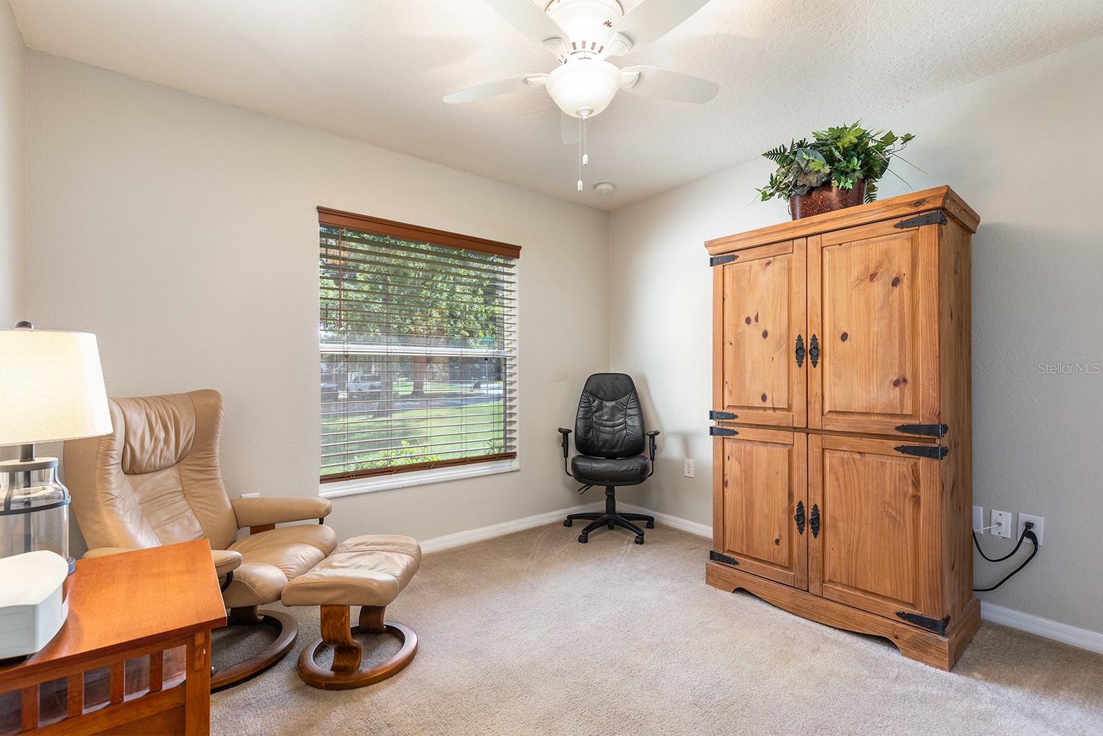 Image 24 of 49 For 950 Spring Garden Street