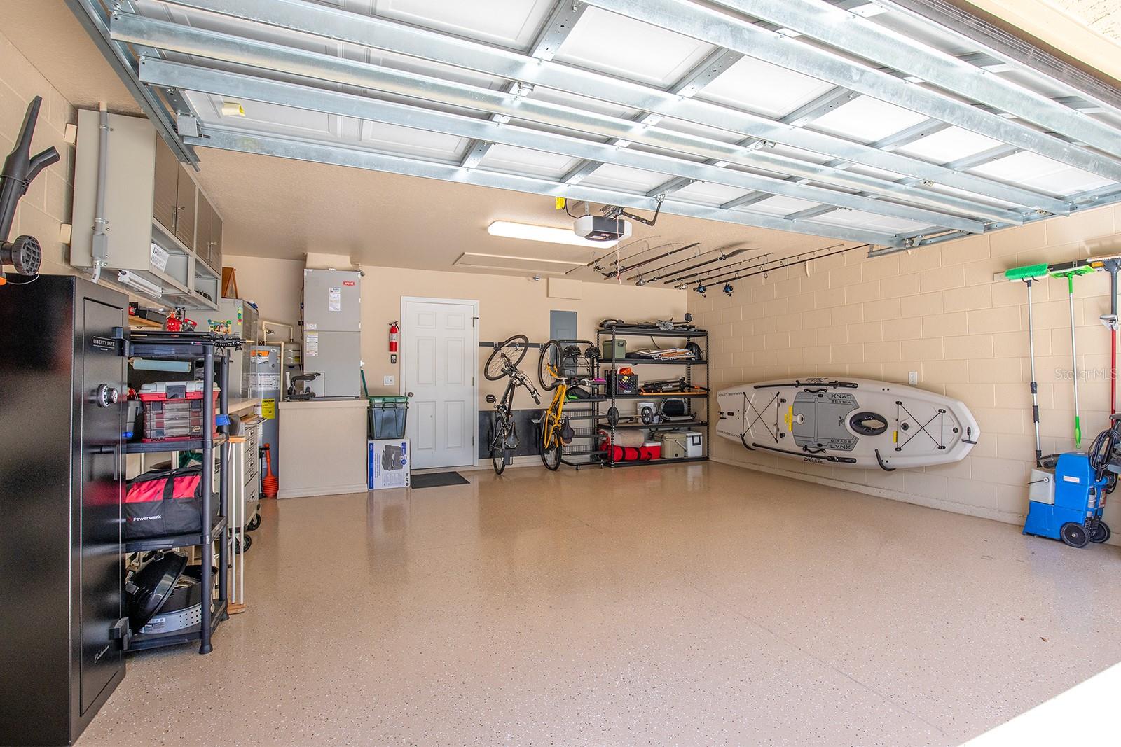 Image 33 of 49 For 950 Spring Garden Street