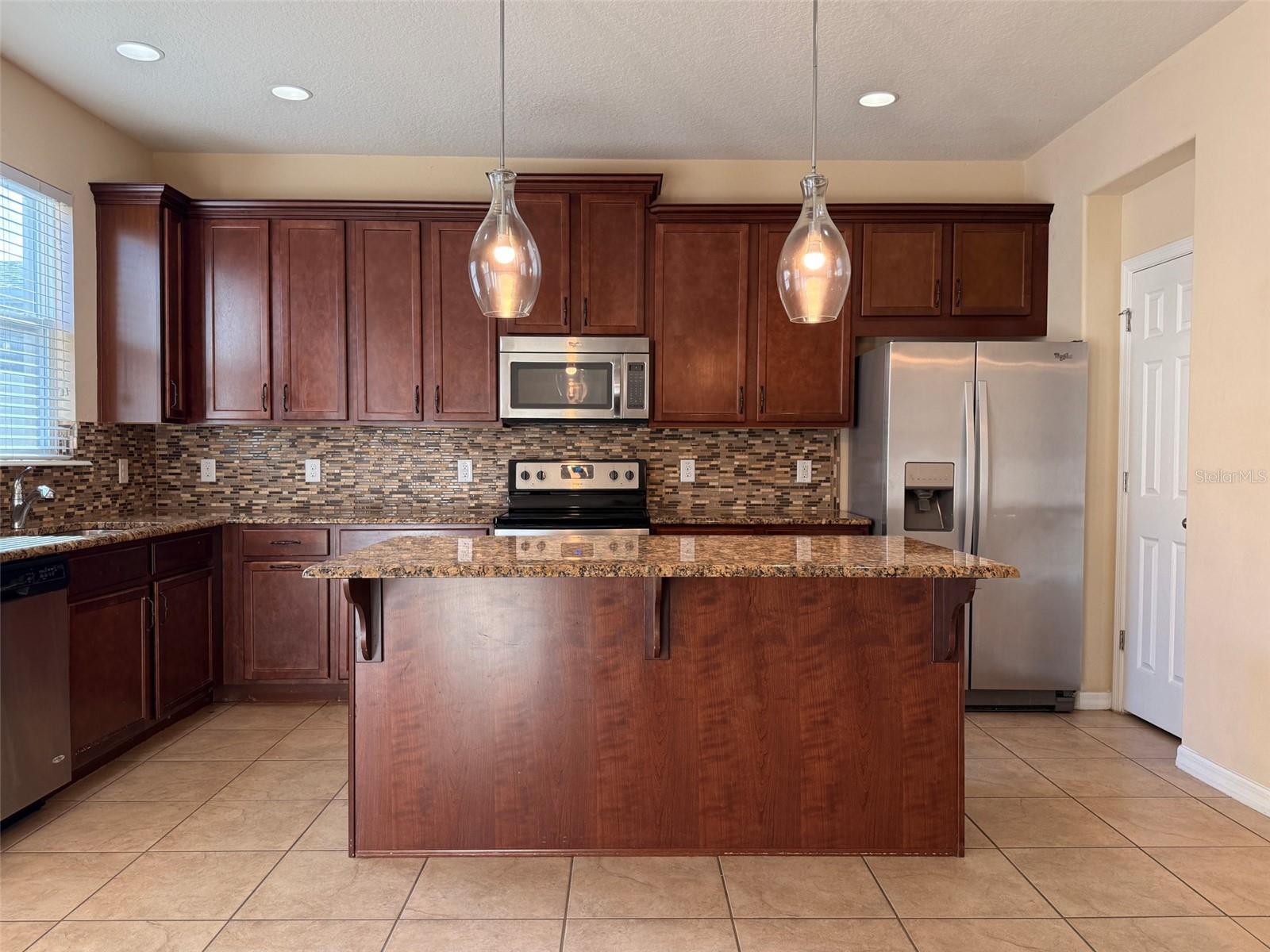 Image 3 of 19 For 8398 Iron Mountain Trail