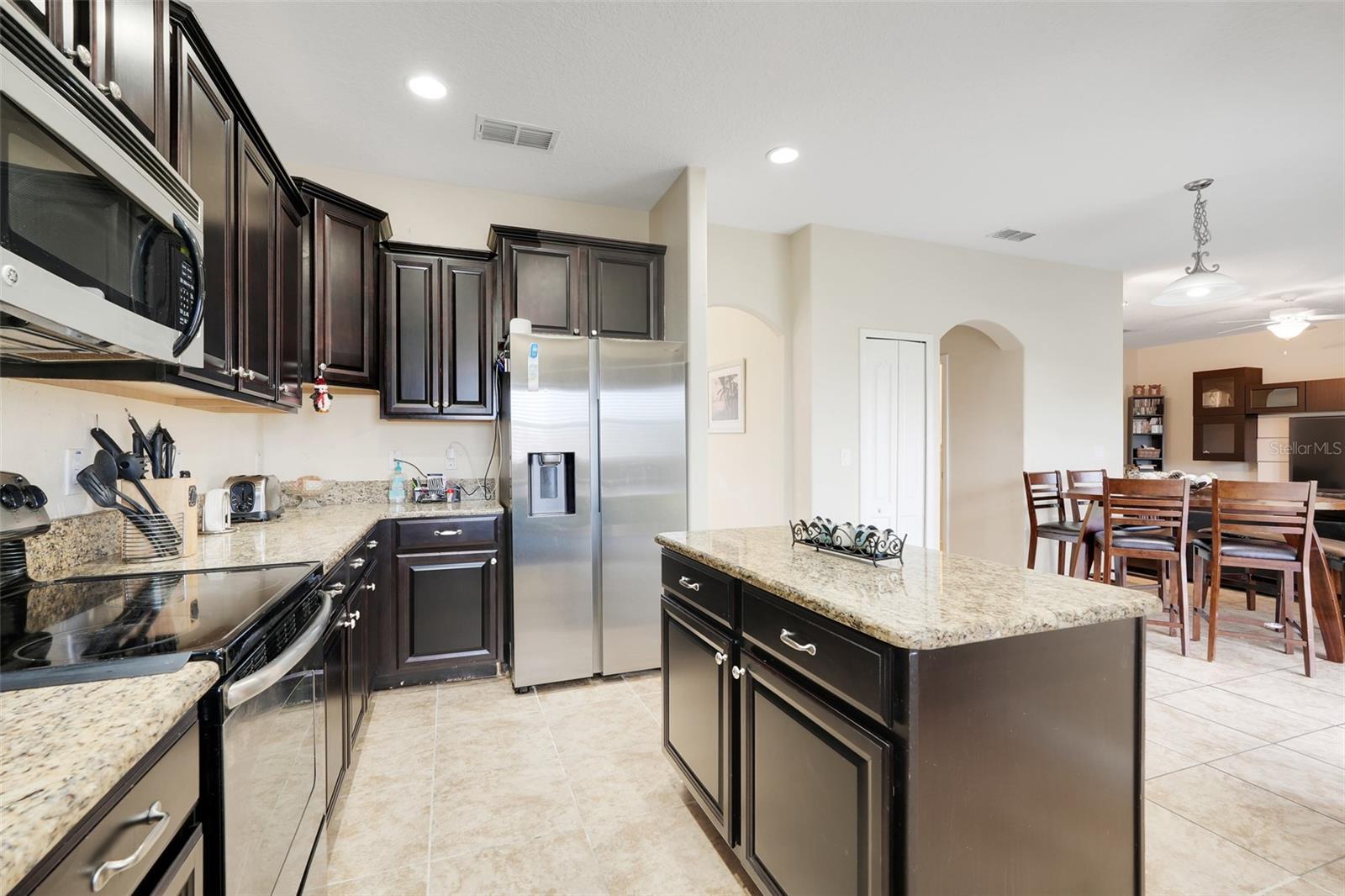 Image 14 of 36 For 3560 Cortland Drive