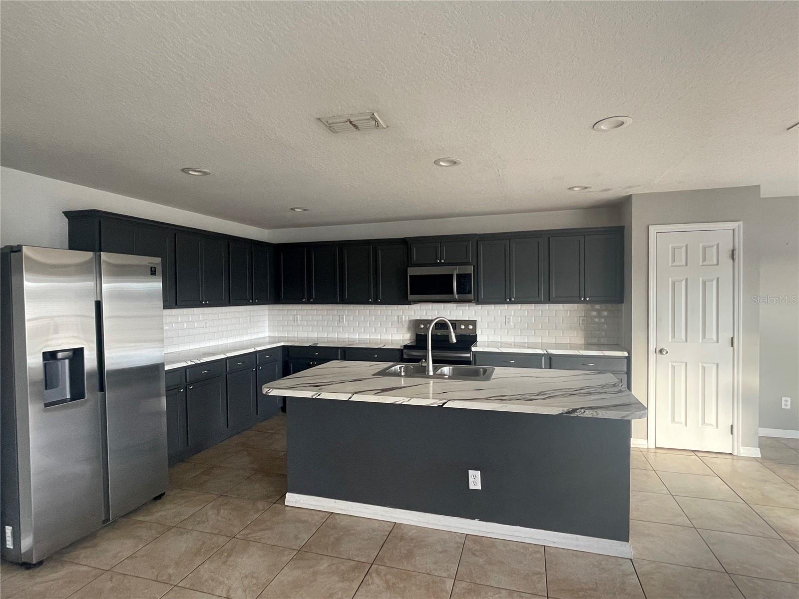 Image 5 of 12 For 3105 Tobago Avenue