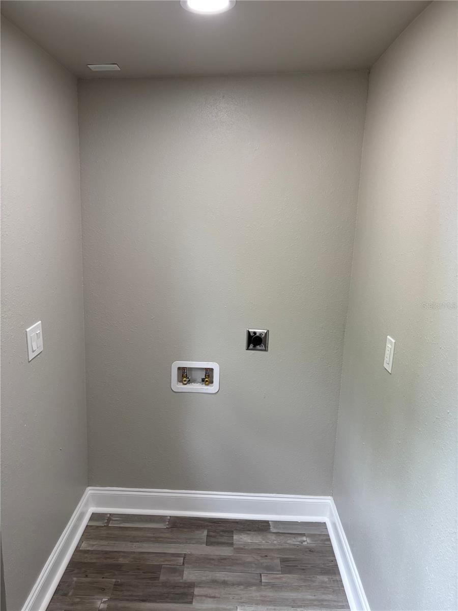 Image 6 of 14 For 108 Martha Street