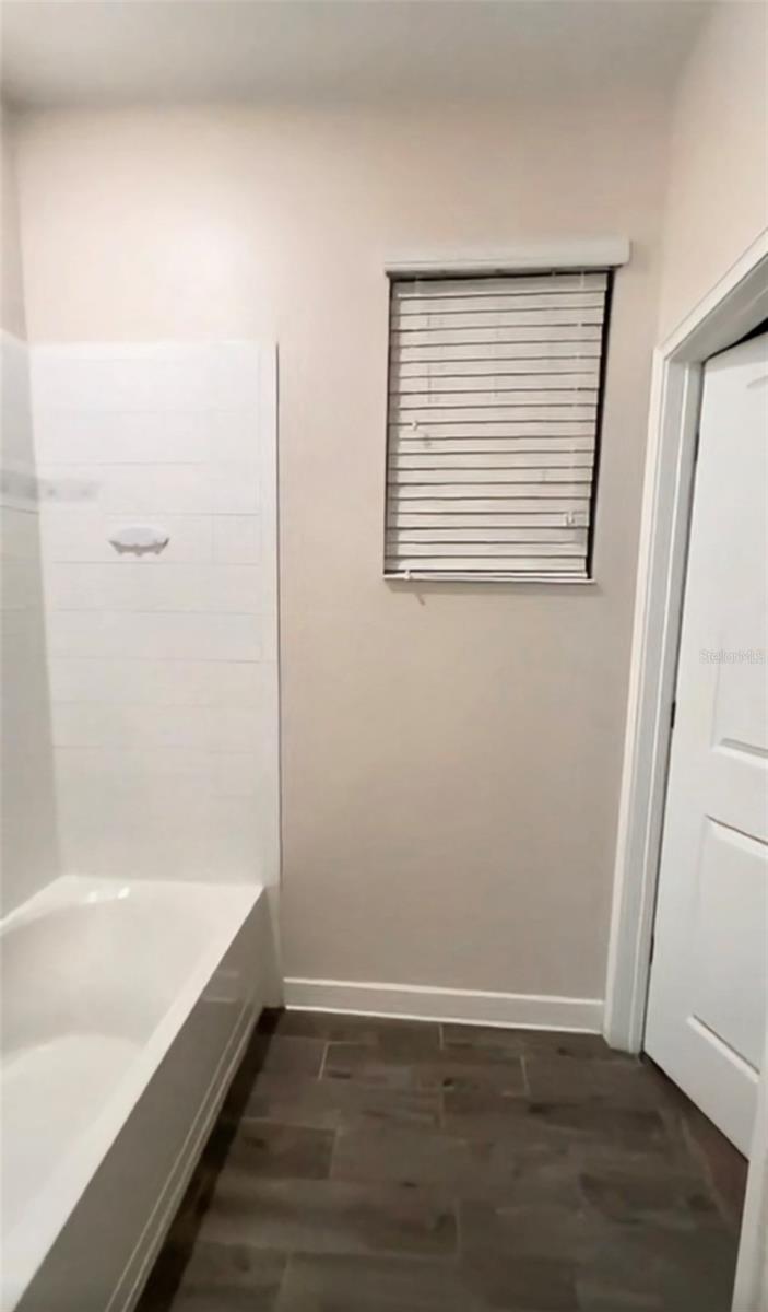 Image 12 of 24 For 4208 Cortland Drive