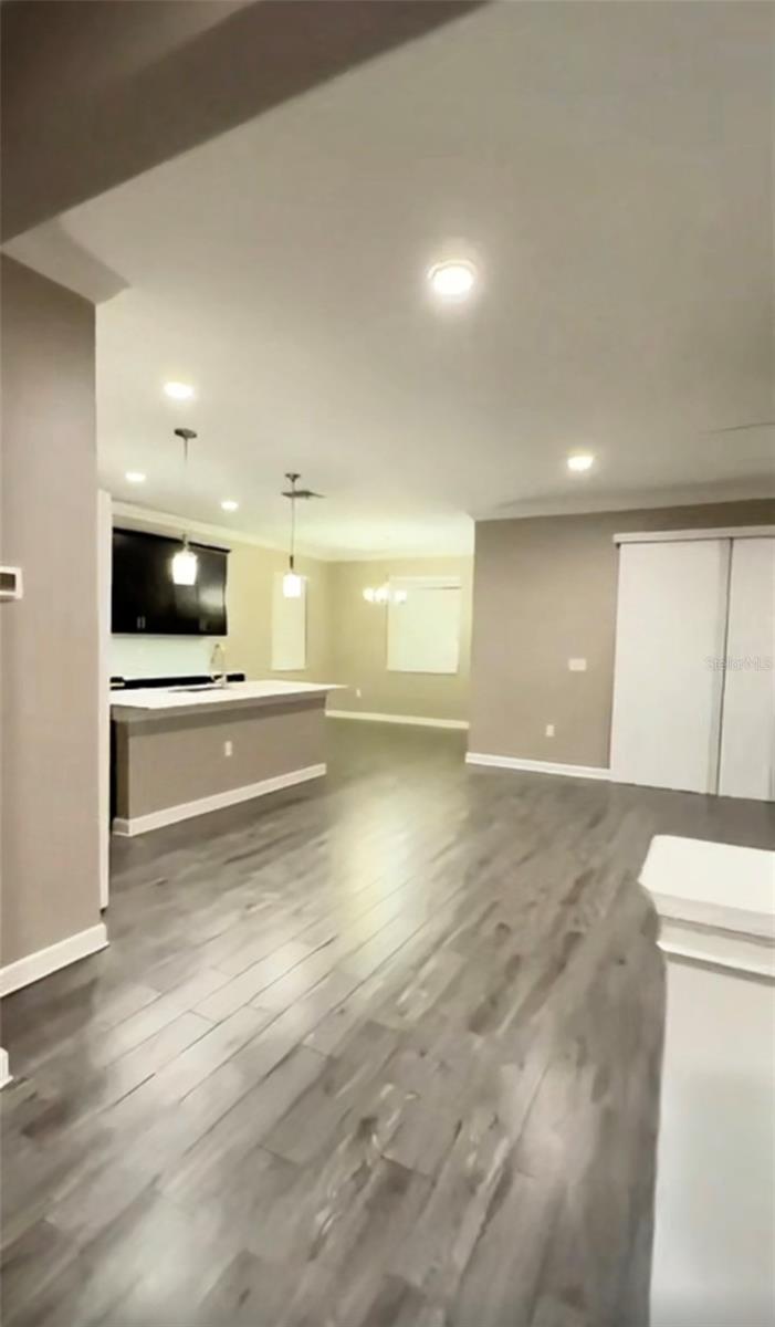 Image 8 of 24 For 4208 Cortland Drive