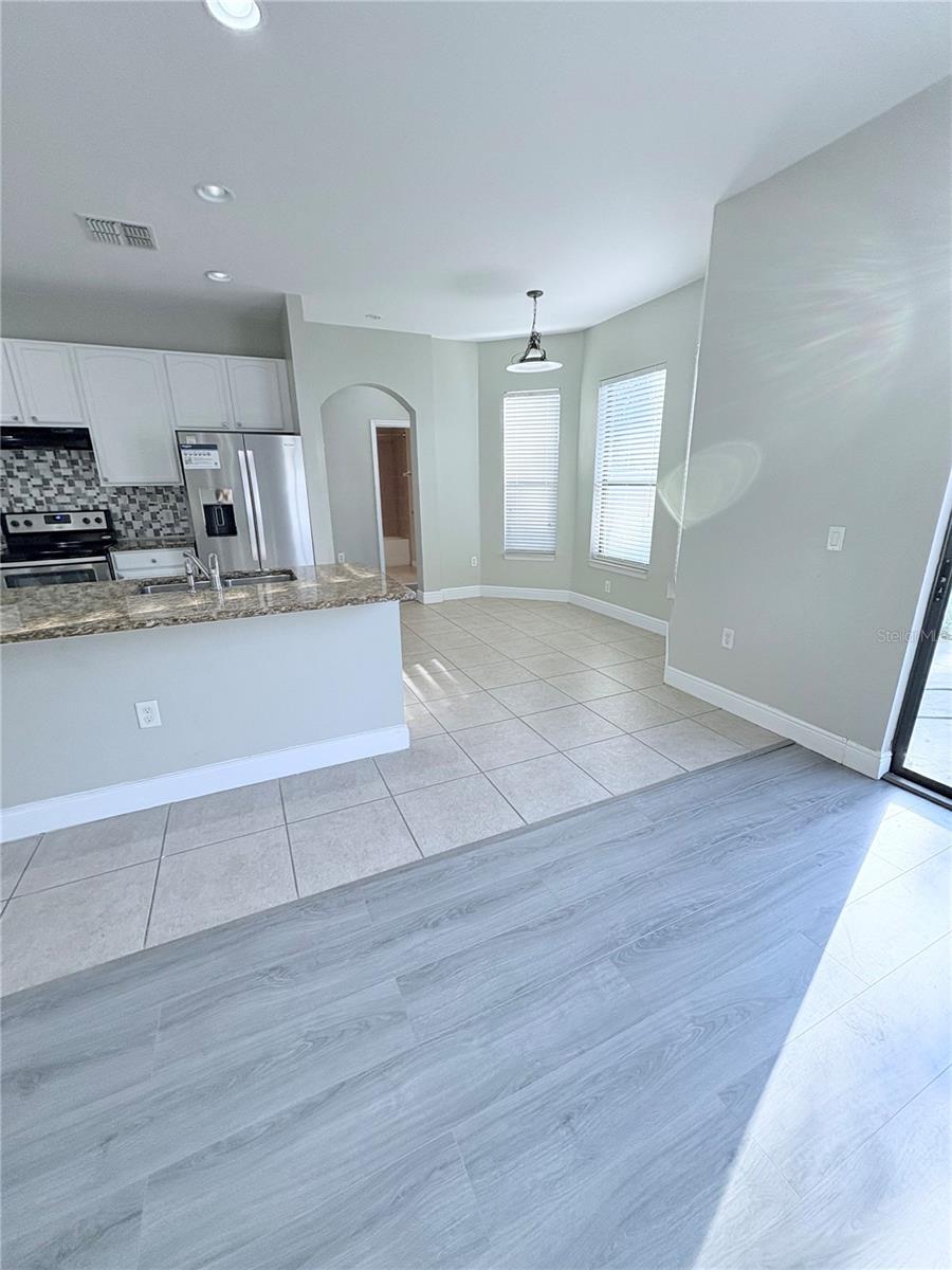 Image 6 of 20 For 2117 Lilipetal Court