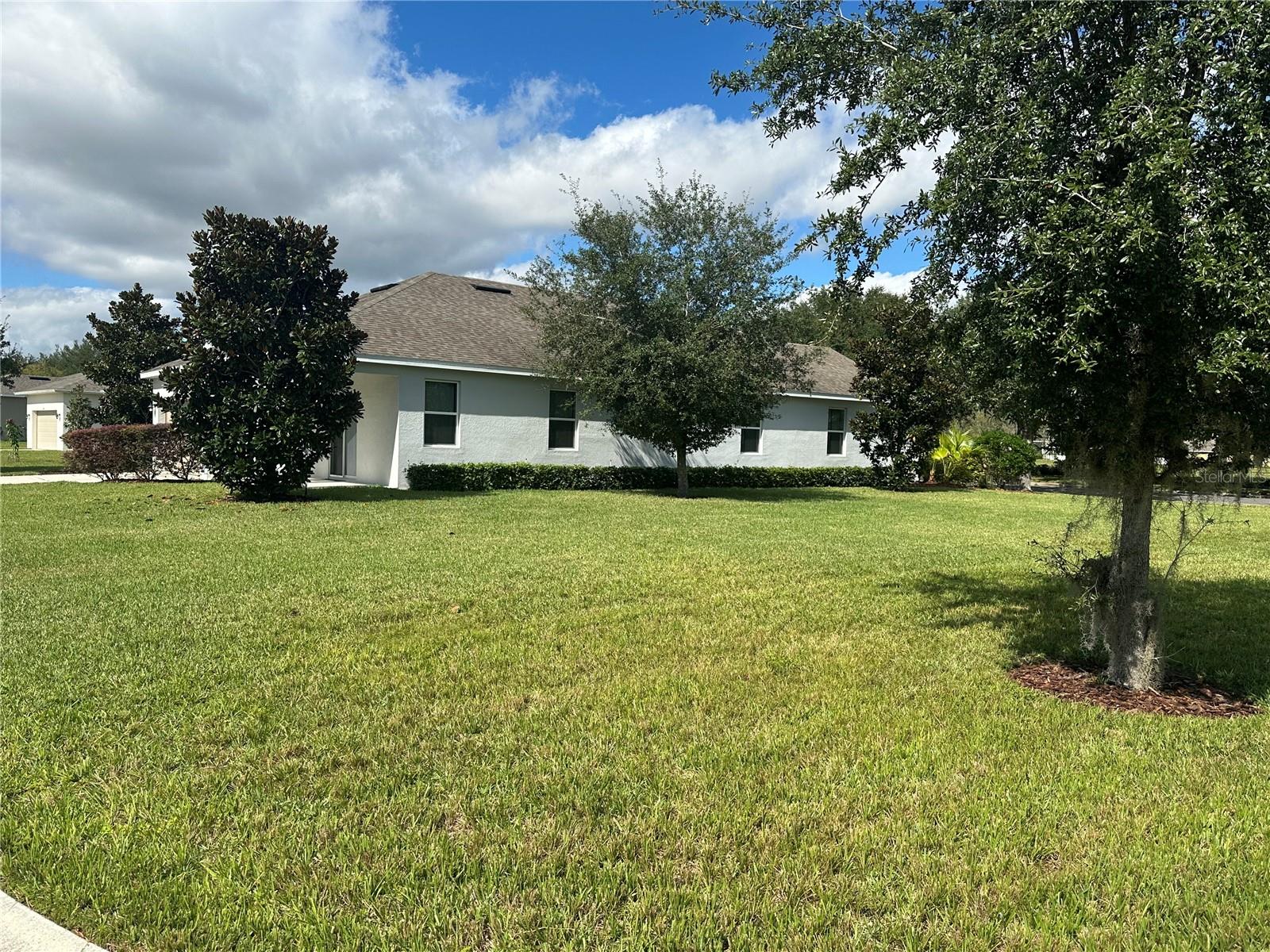 Image 7 of 27 For 2560 Grasmere View Parkway S