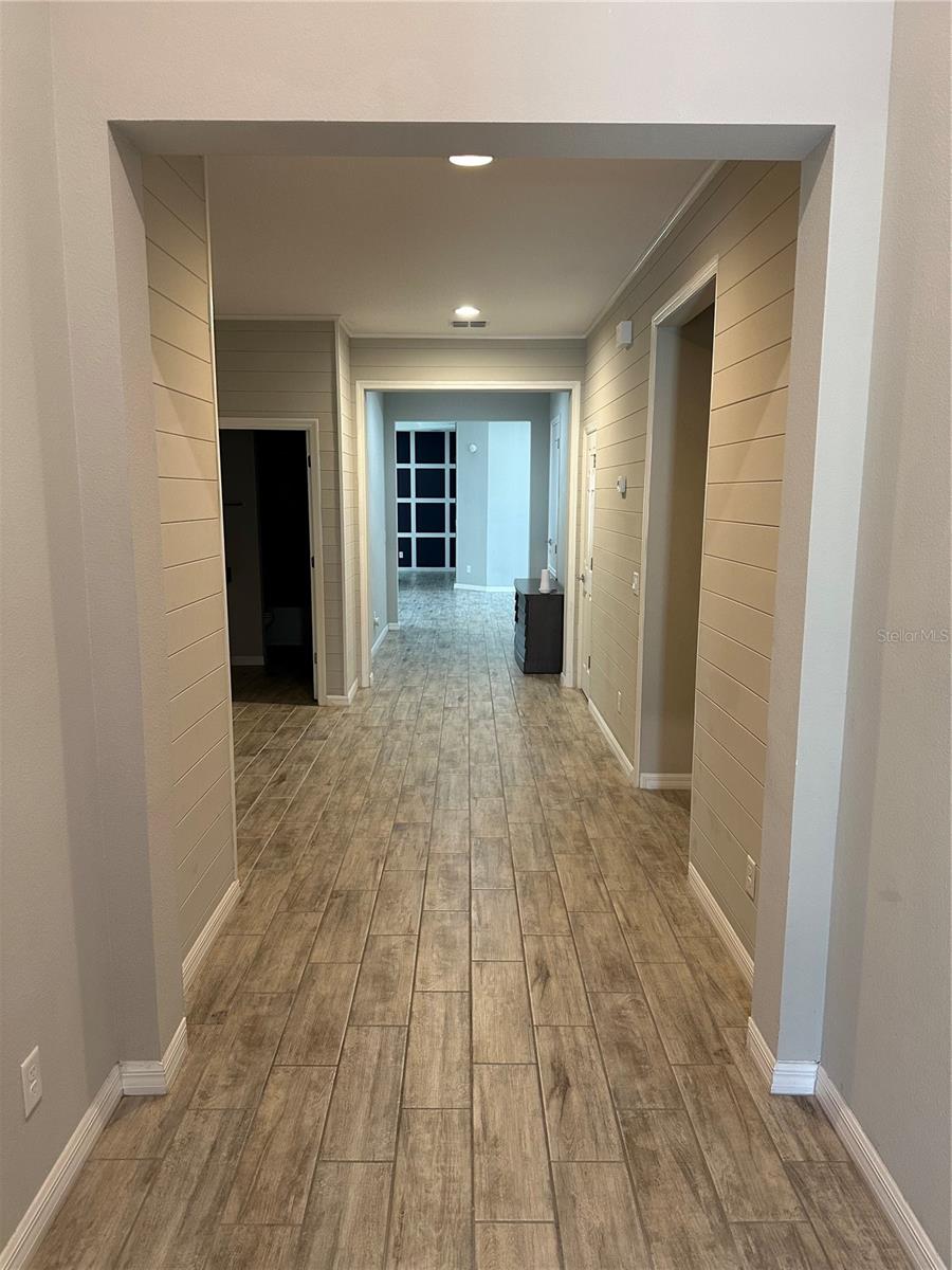 Image 8 of 27 For 2560 Grasmere View Parkway S