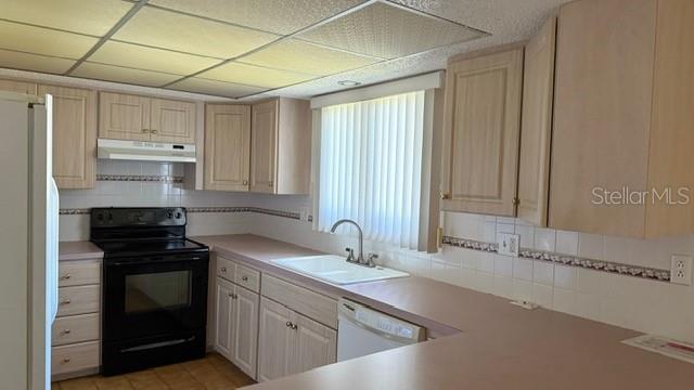 Image 3 of 19 For 233 Citrus Street