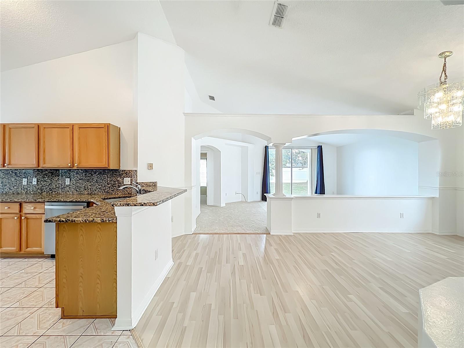 Image 7 of 36 For 1851 Tillstream Drive