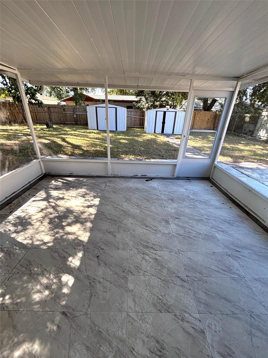 Image 23 of 34 For 720 Swiss Drive