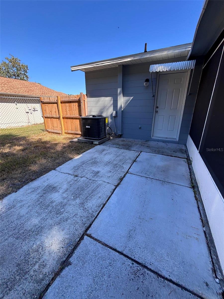 Image 25 of 34 For 720 Swiss Drive