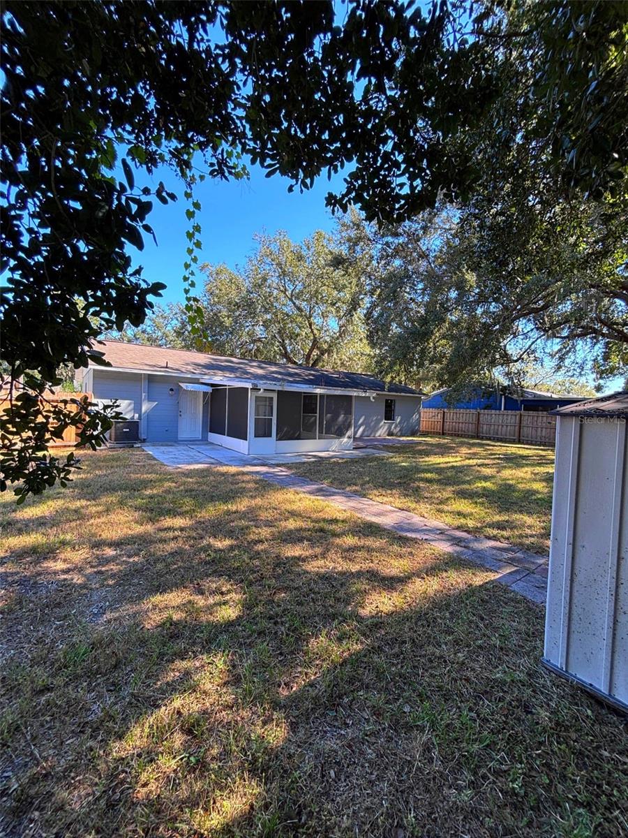 Image 29 of 34 For 720 Swiss Drive