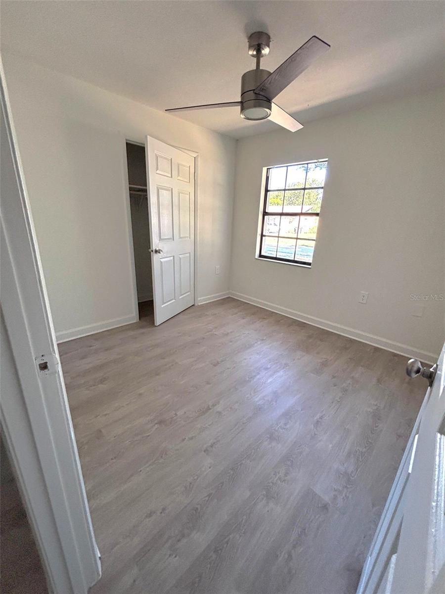 Image 8 of 34 For 720 Swiss Drive