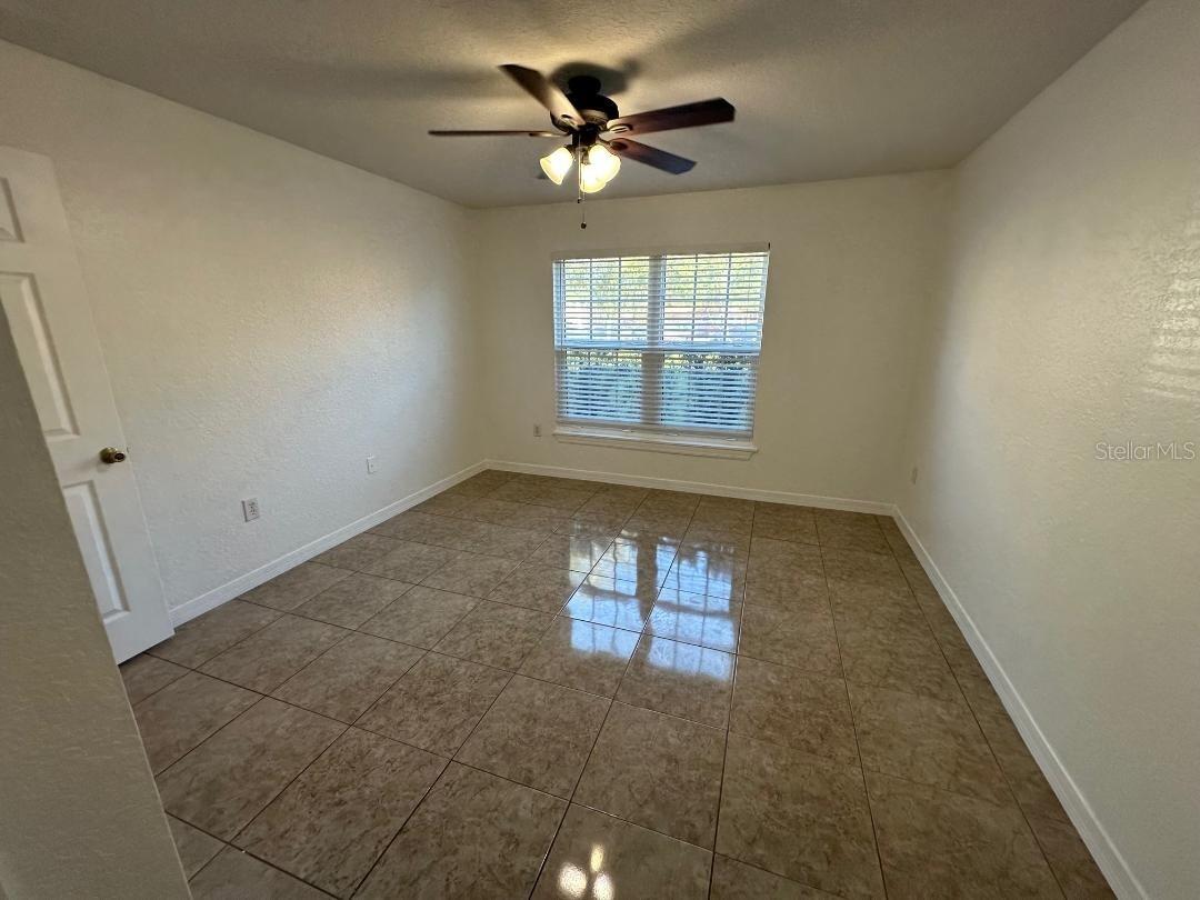 Image 11 of 22 For 5479 Vineland Road 9107