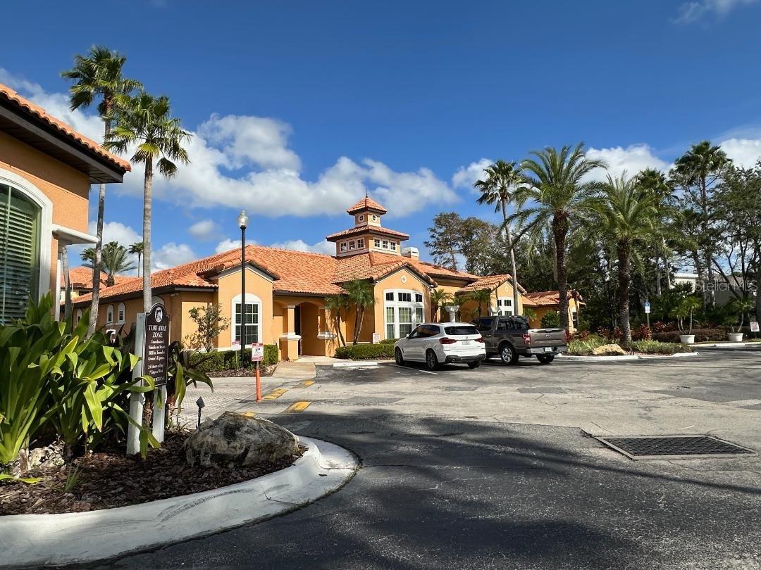 Image 18 of 22 For 5479 Vineland Road 9107