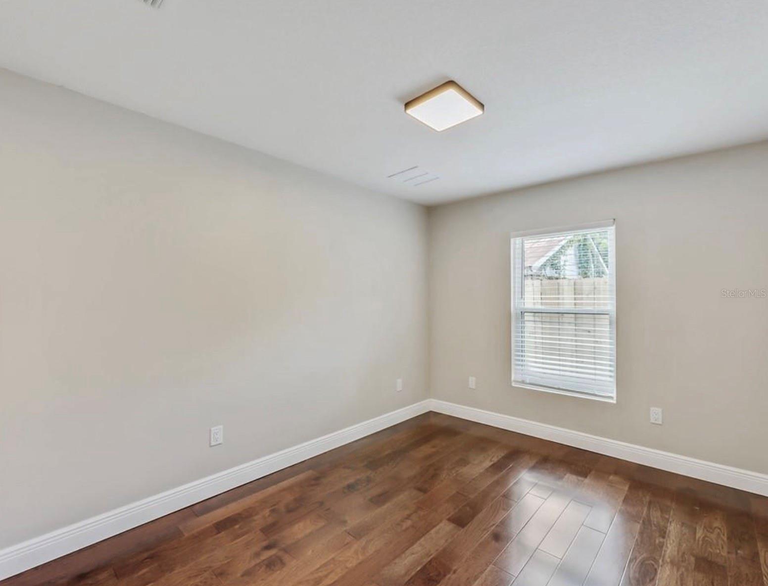 Image 13 of 18 For 917 Herman Avenue