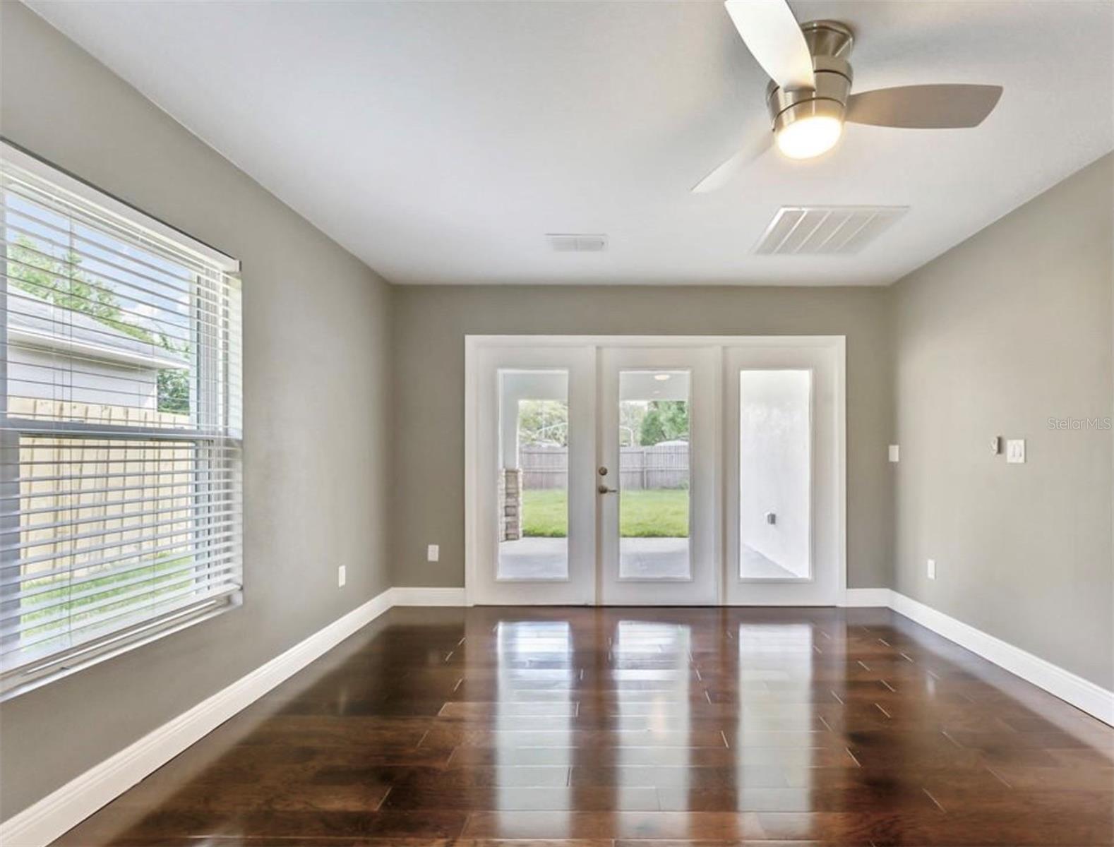 Image 16 of 18 For 917 Herman Avenue