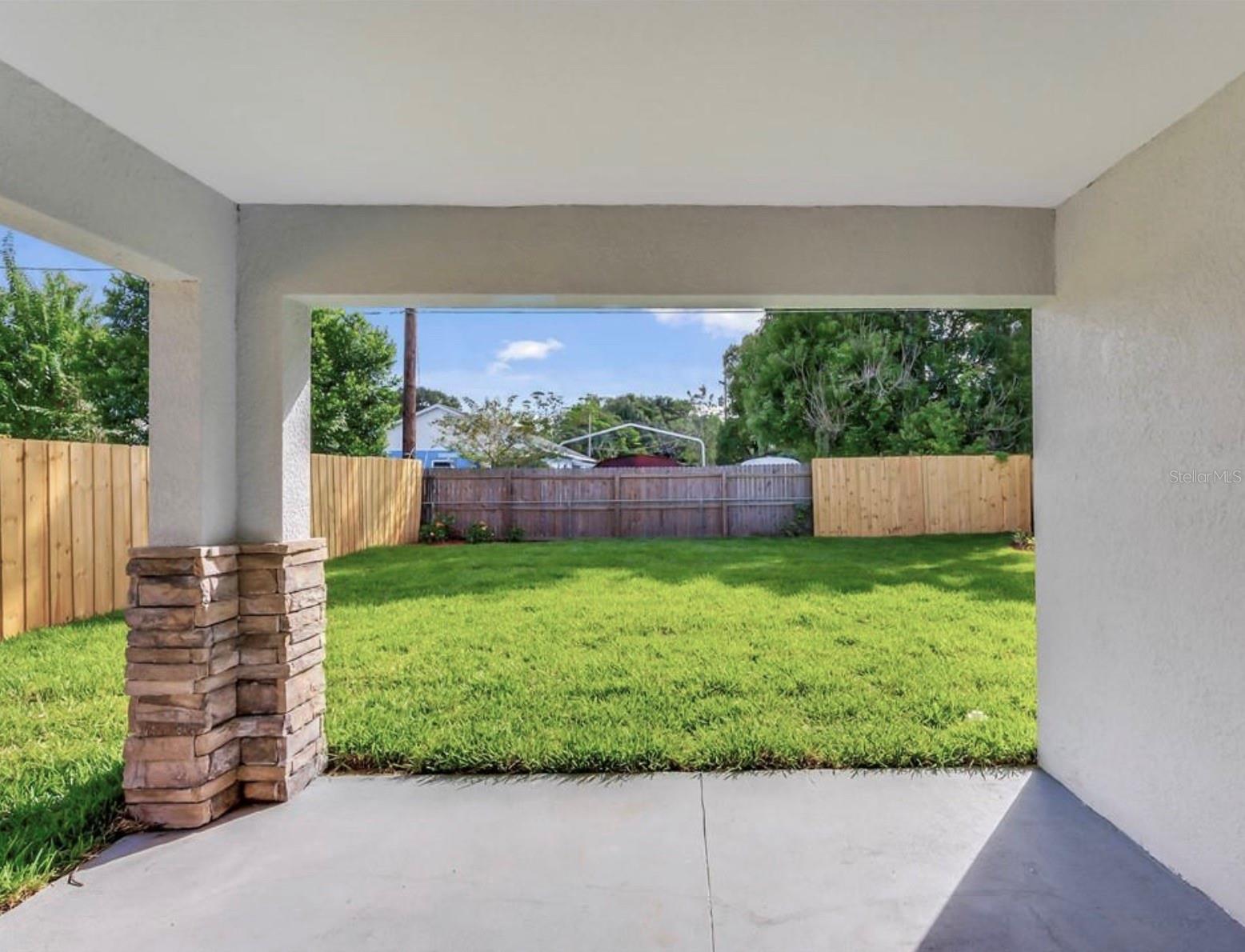 Image 17 of 18 For 917 Herman Avenue