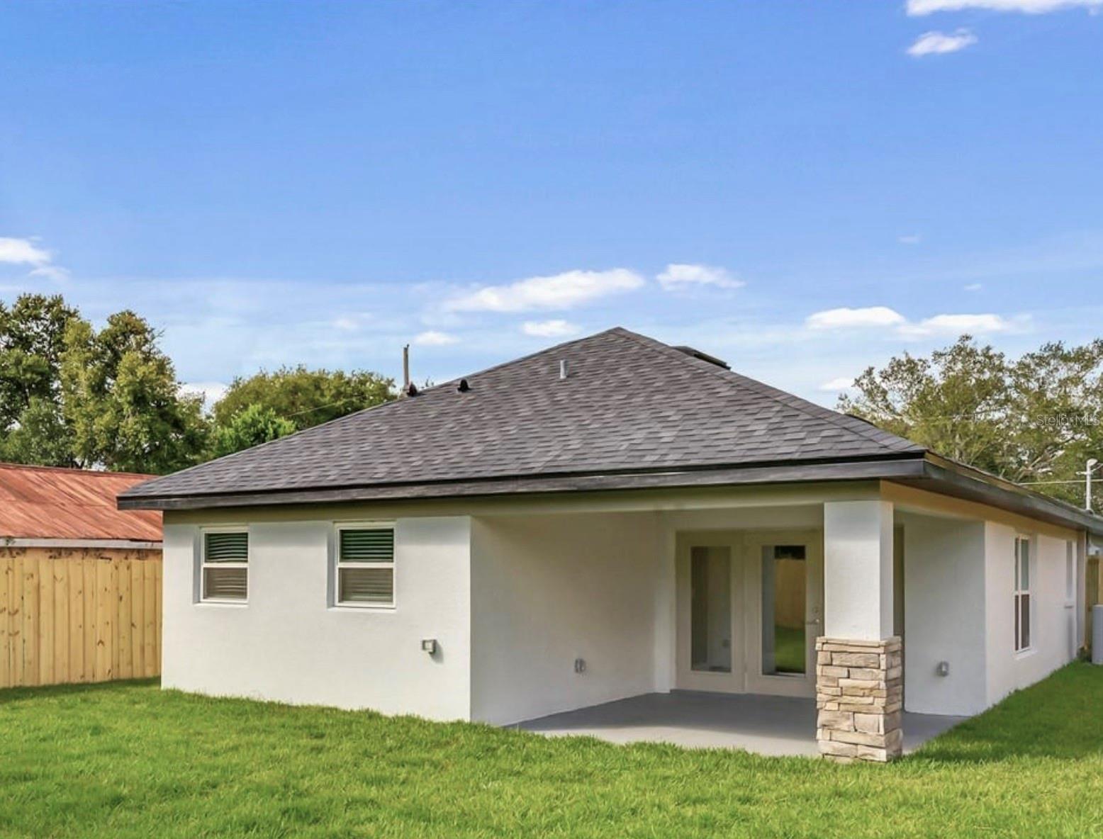 Image 18 of 18 For 917 Herman Avenue