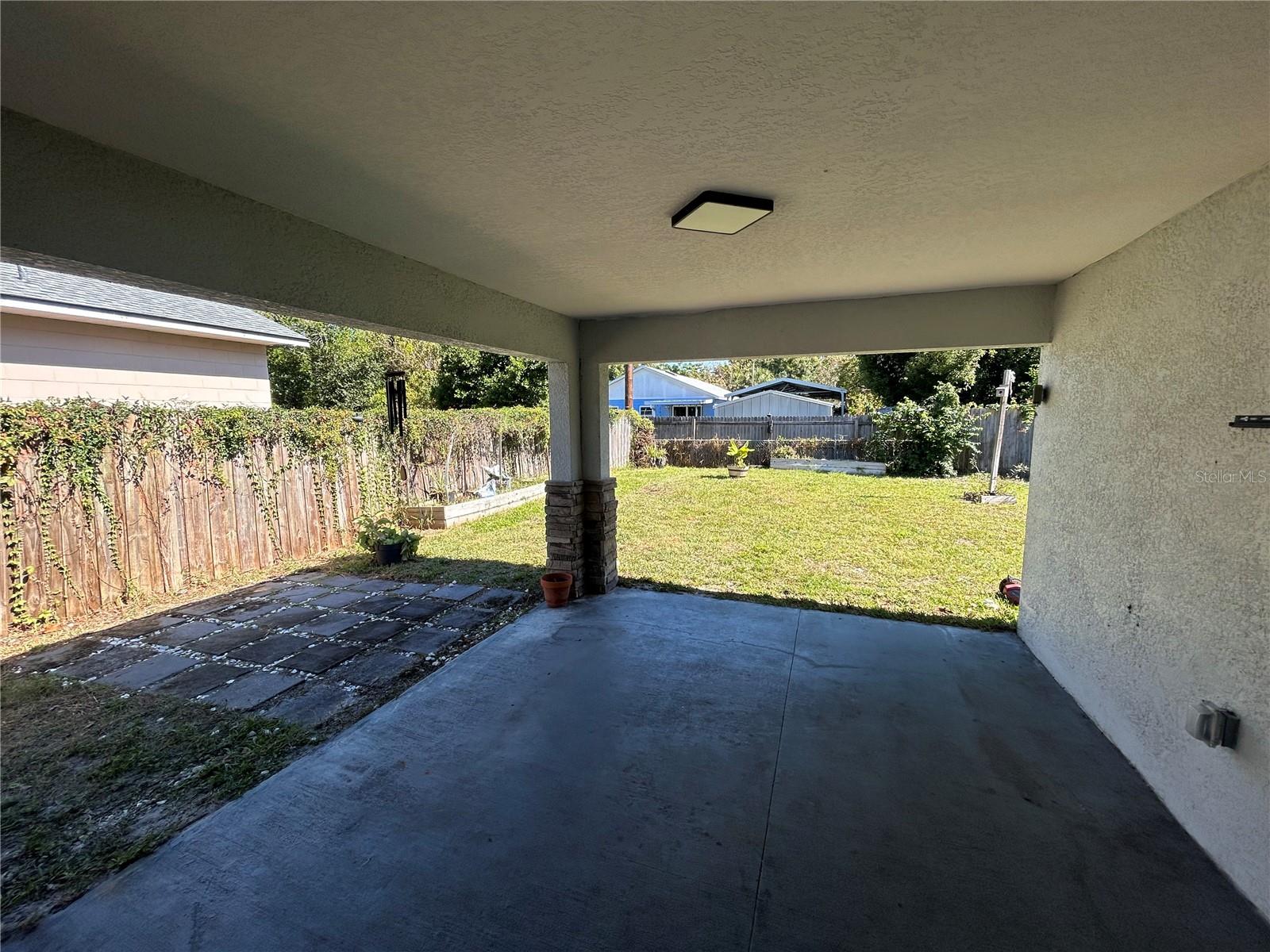 Image 27 of 34 For 917 Herman Avenue