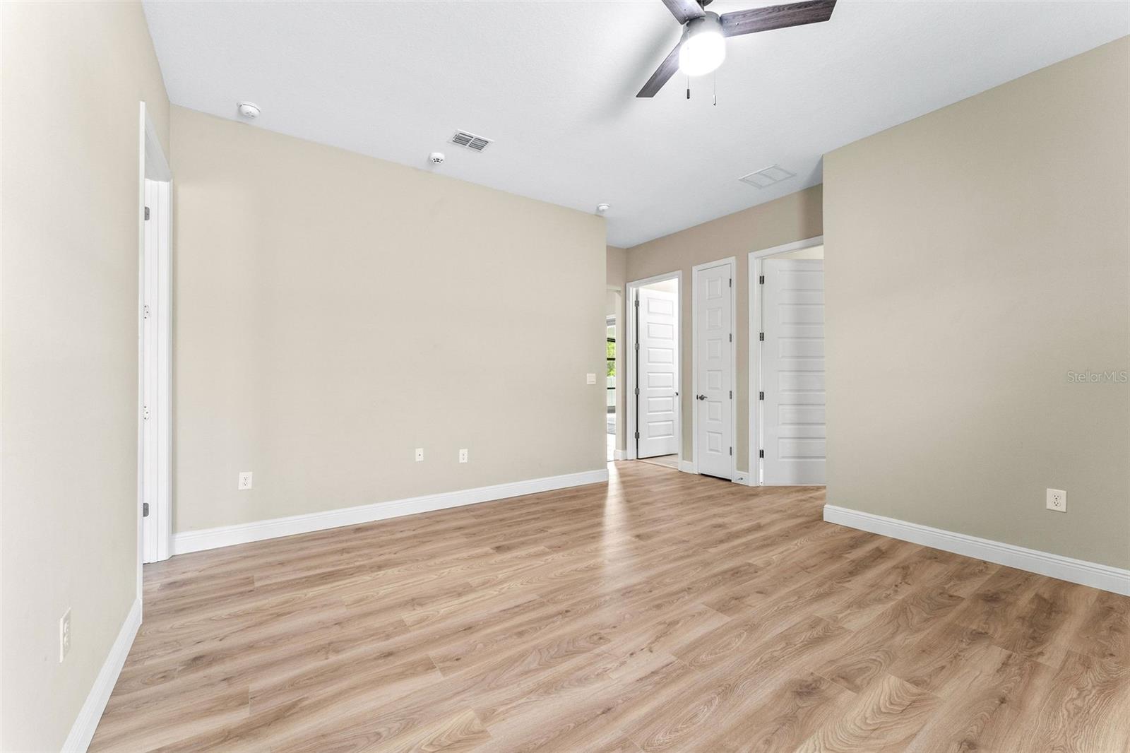 Image 13 of 38 For 210 Cypress Trail Drive