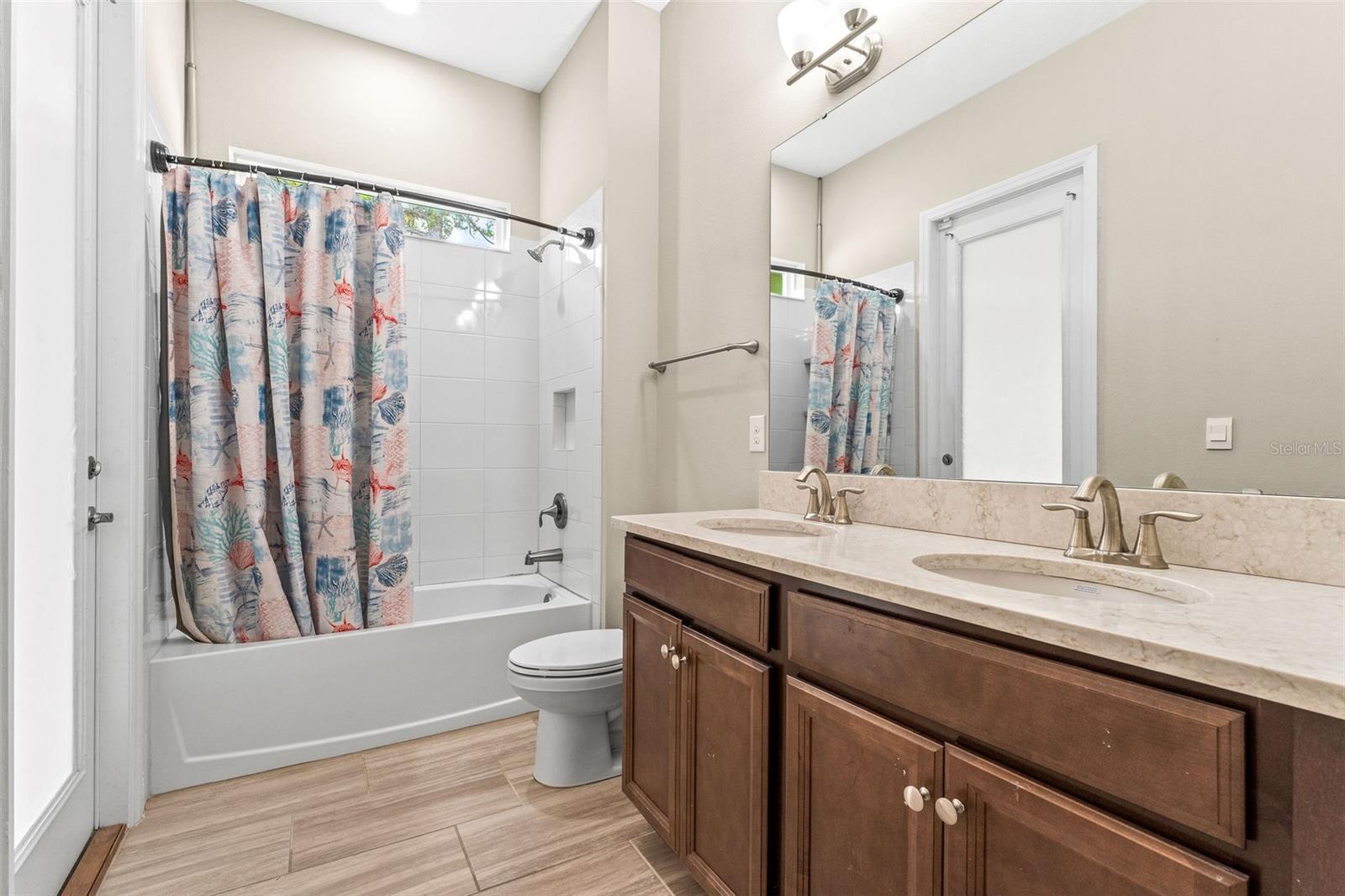 Image 26 of 38 For 210 Cypress Trail Drive