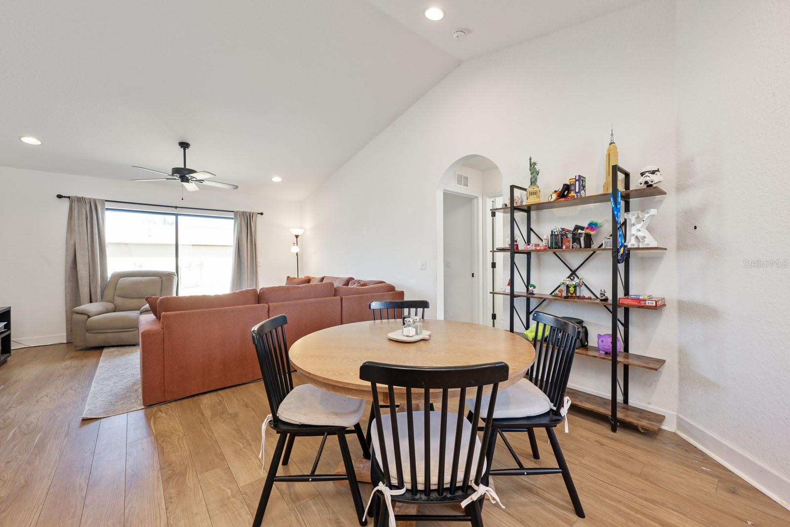 Image 12 of 46 For 4601 Magnolia Preserve Loop