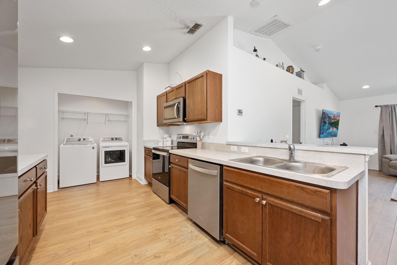 Image 8 of 46 For 4601 Magnolia Preserve Loop