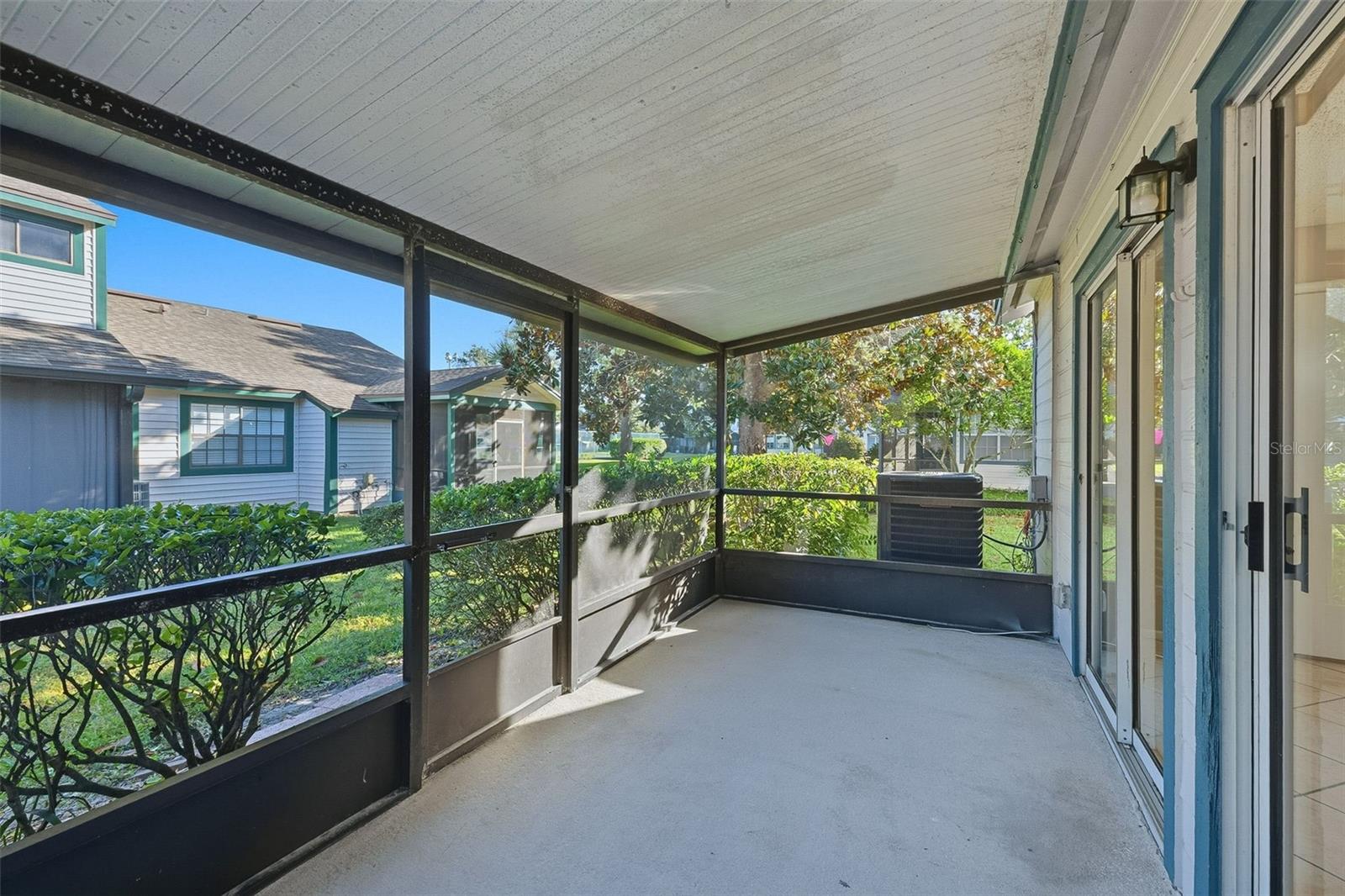 Image 12 of 43 For 2530 Lancaster Court