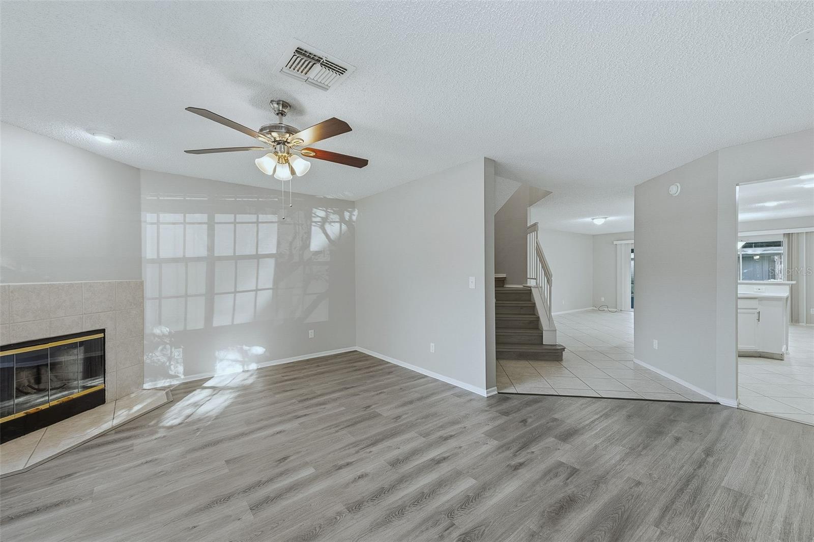 Image 13 of 43 For 2530 Lancaster Court