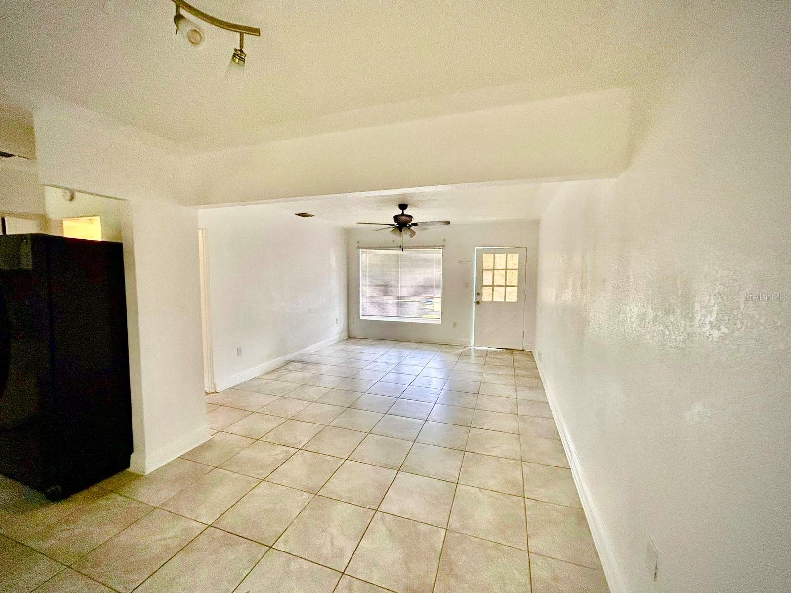 Image 4 of 9 For 213 Buchanon Avenue