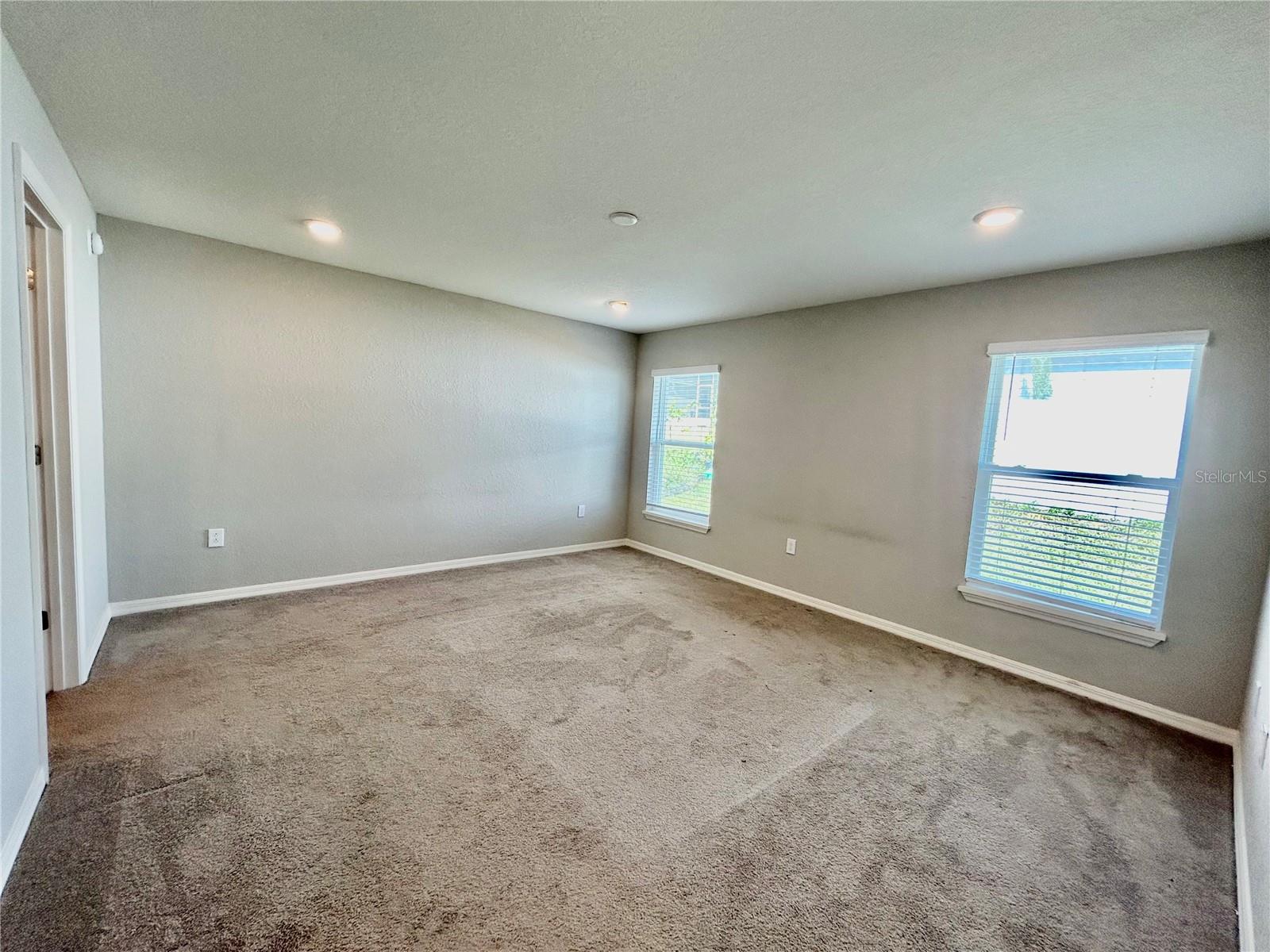 Image 12 of 32 For 2611 Tulip Drive