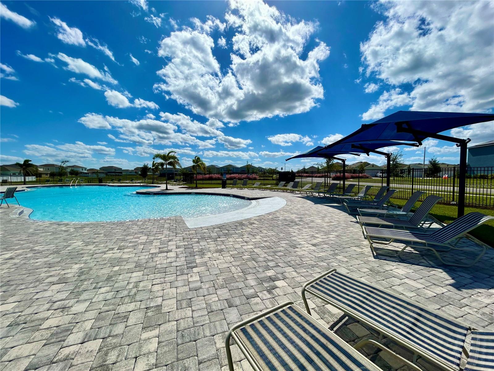 Image 23 of 32 For 2611 Tulip Drive